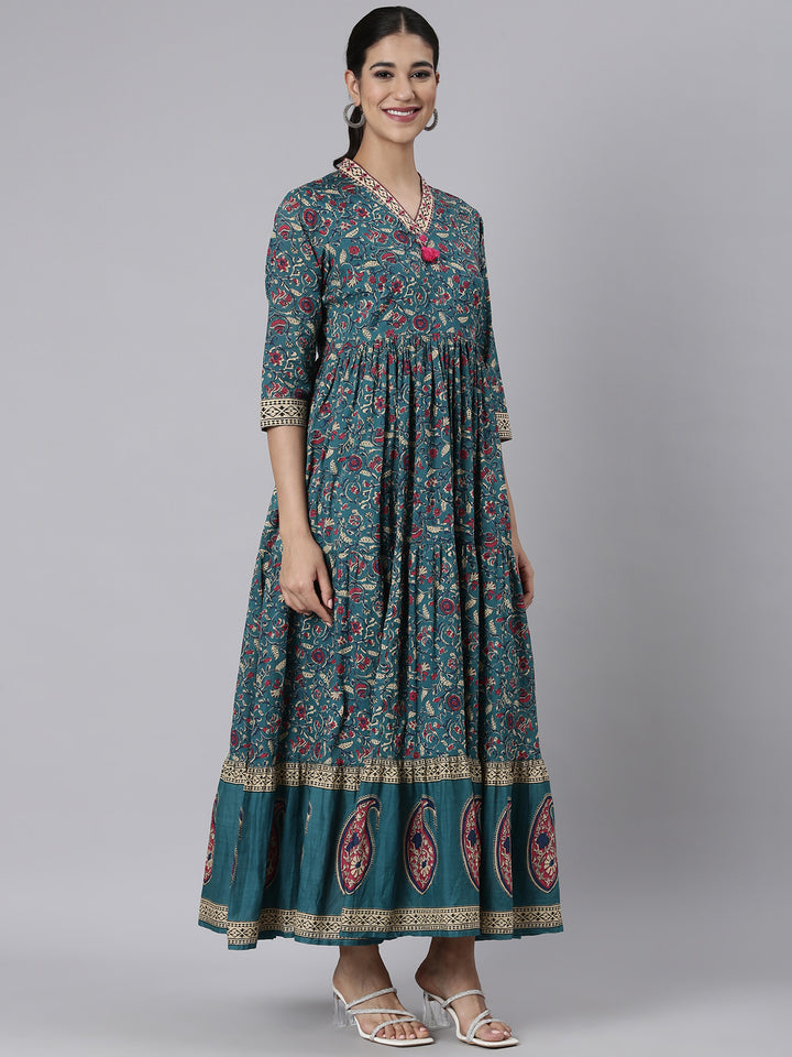 Neerus Green Casual Maxi Floral Dresses