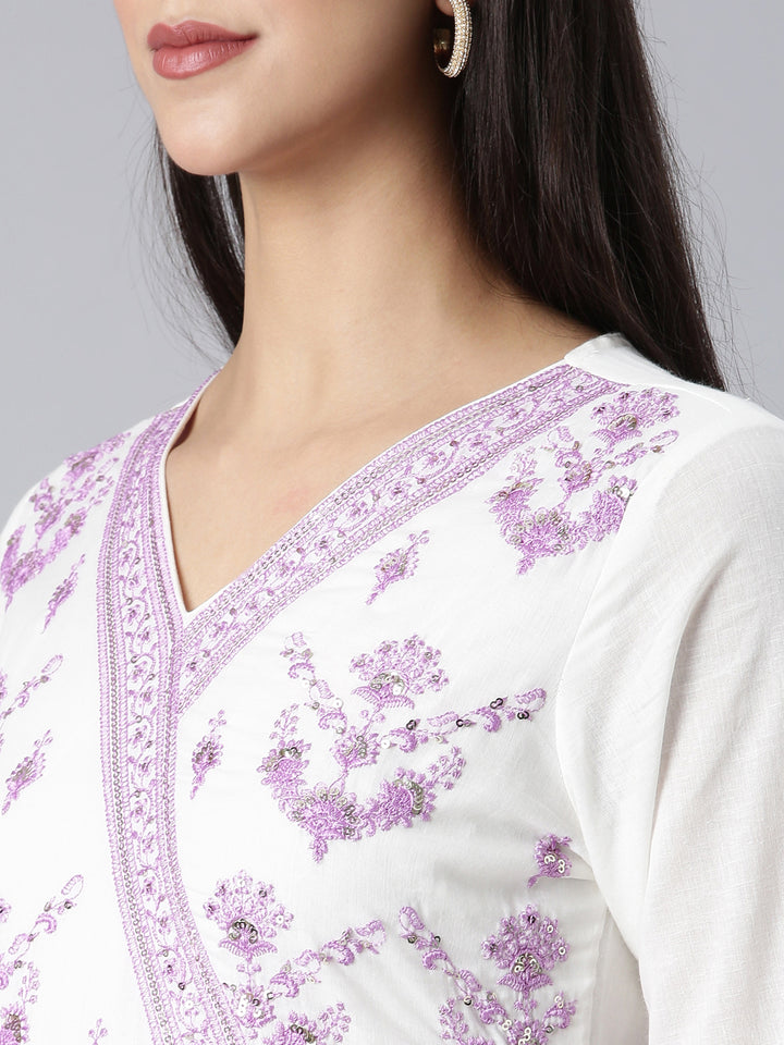 Neerus Lavender Embroidered Curved Kurta and Trousers With Dupatta