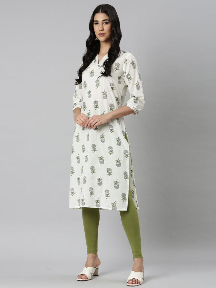 Neerus Green Casual Floral Straight Kurtas