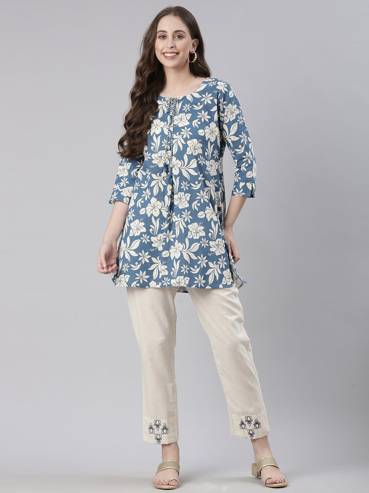 Neerus Blue Casual Printed Kurti with Trousers