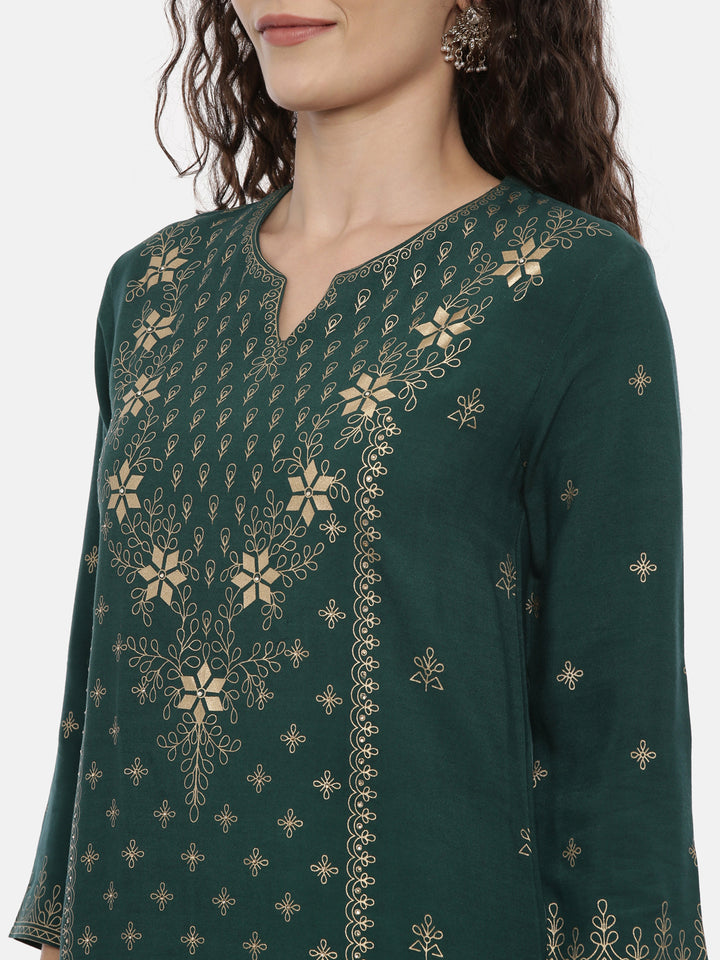 Neerus Green rayon thread embroidered kurti - detail view 1