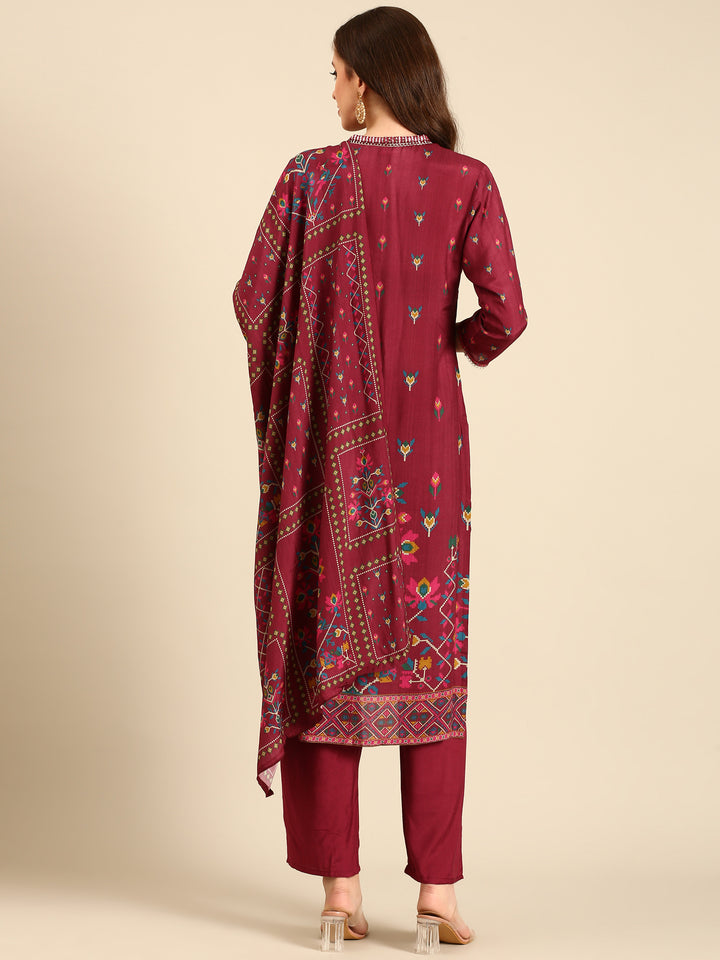 Wine suit set with organza duppata