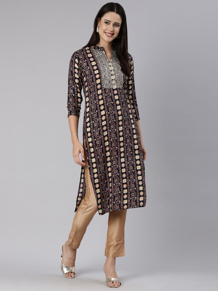 Neerus Black Regular Straight Paisley Kurtas