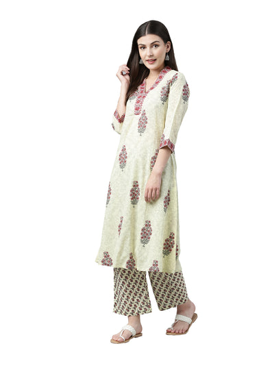 Neerus Women Green  Maroon Printed Kurta with Trousers