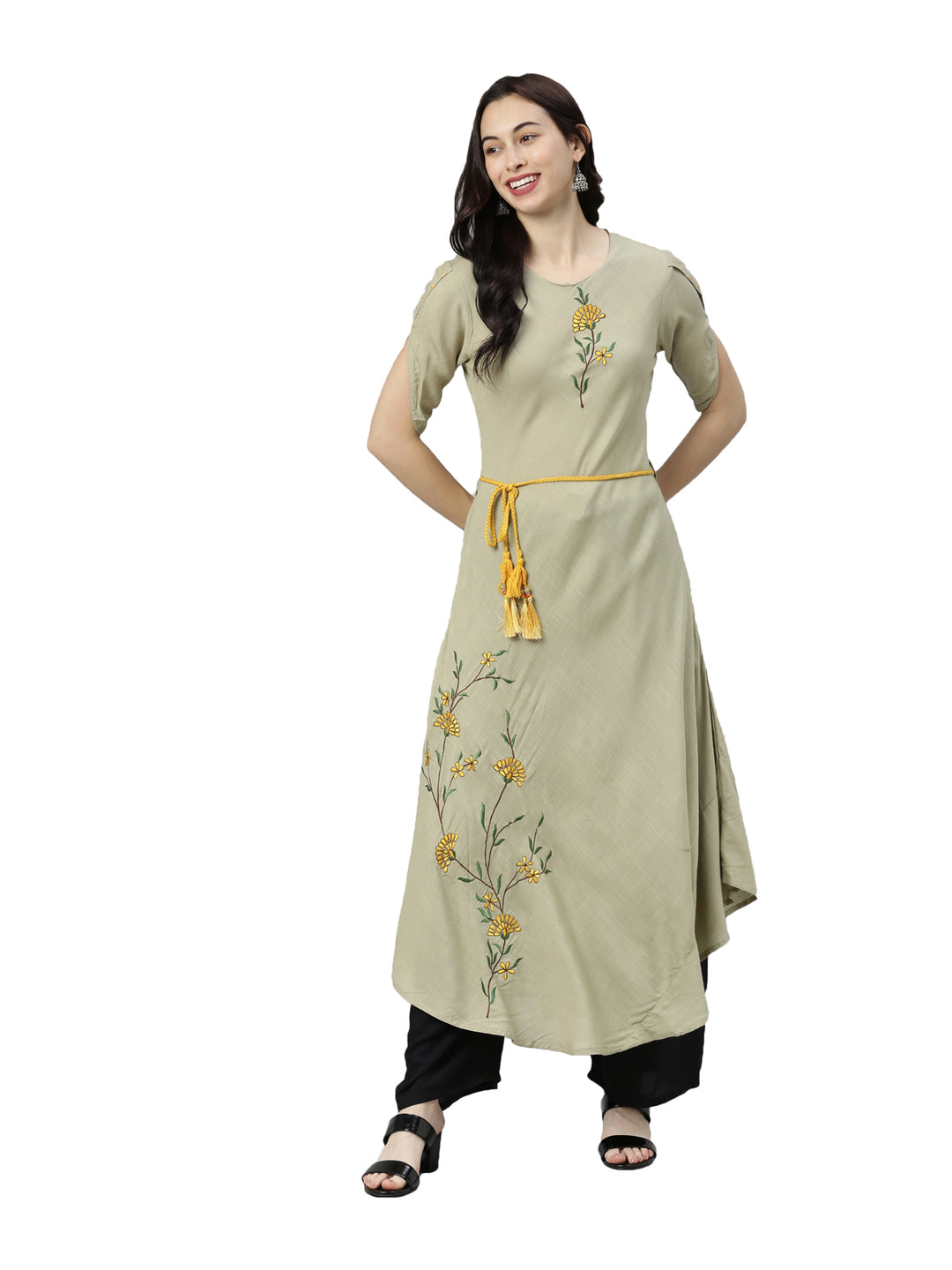 Neerus Women Olive Green Embroidered Thread Work Kurta