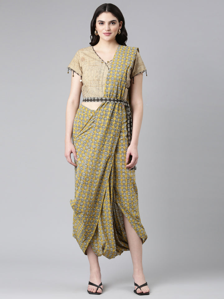 Neerus Multi cotton printed kurta set with dhoti pants - front view