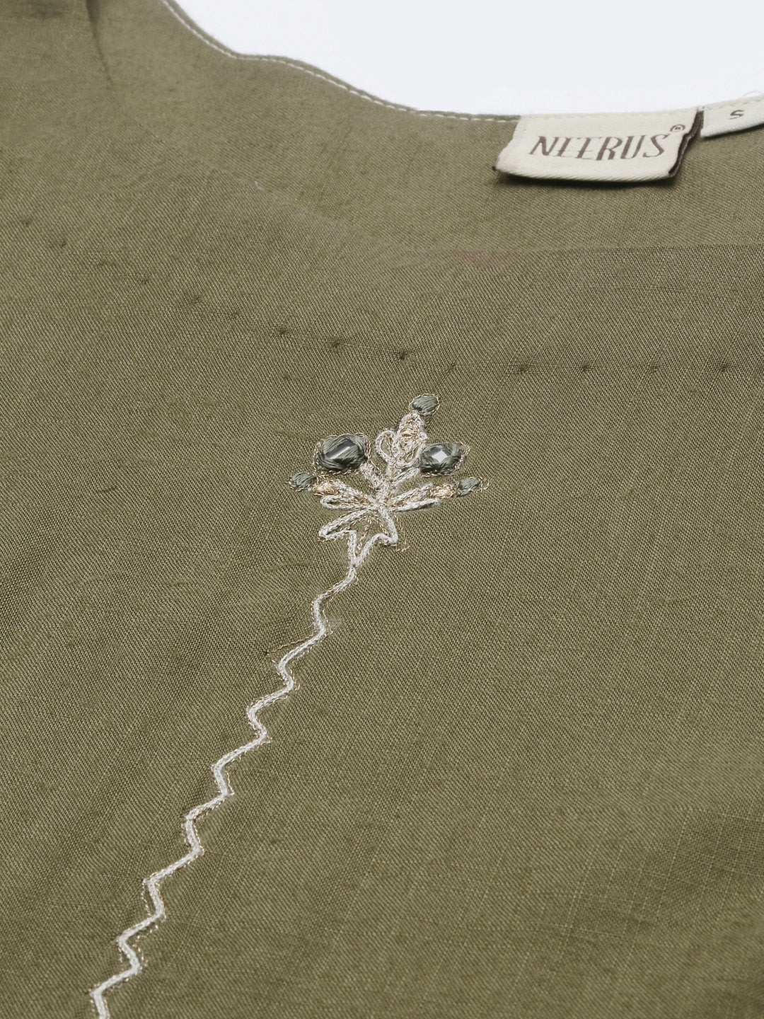 Neerus Green embroidered kurta set with trousers - detail view 1