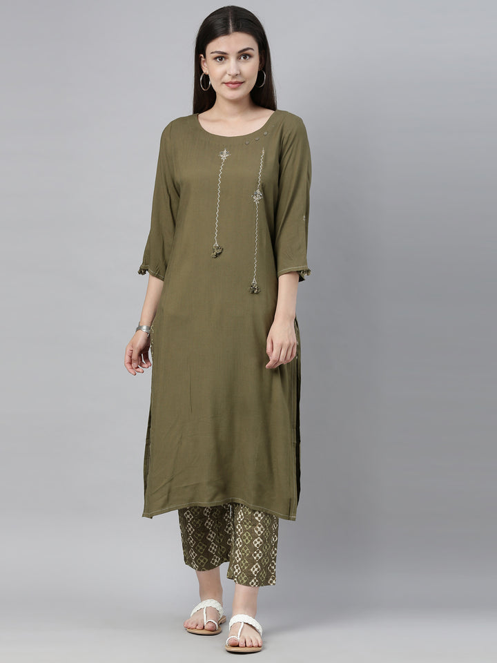 Neerus Green embroidered kurta set with trousers - front view