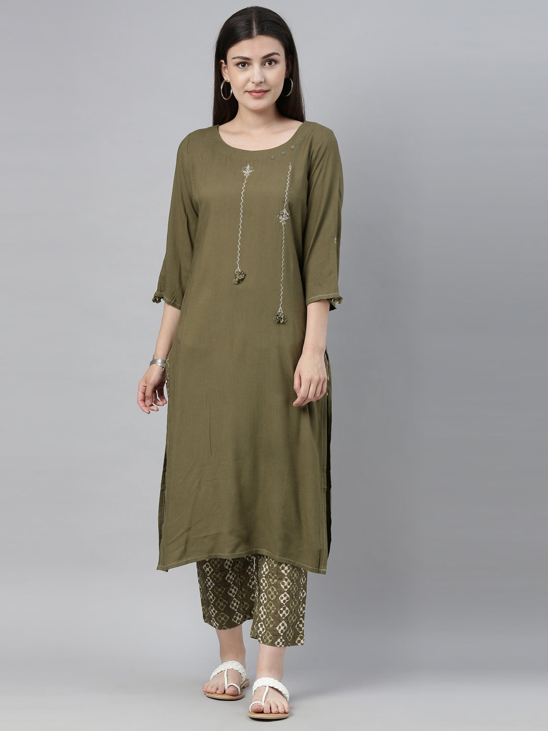 Neerus Women Green  Off-White Embroidered Kurta with Trousers