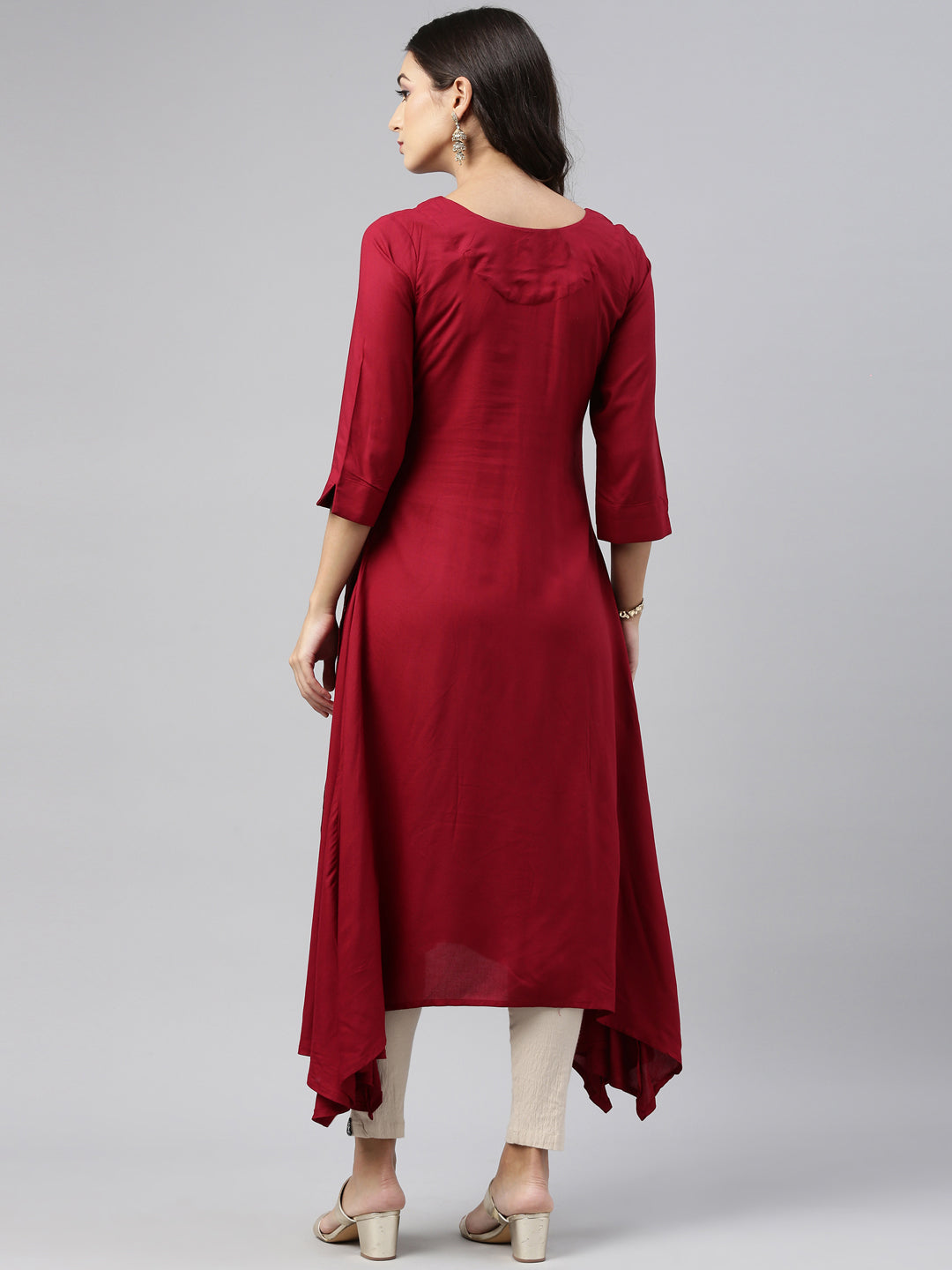 Neerus Women Maroon Geometric Printed Kurta