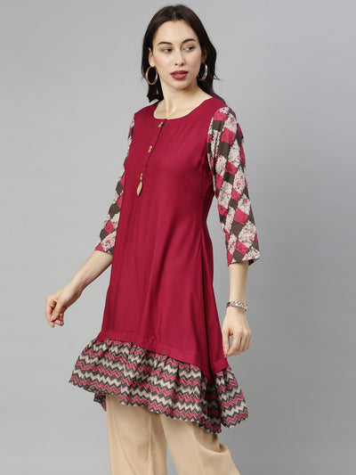 Neerus Women Maroon Flared Sleeves Kurta