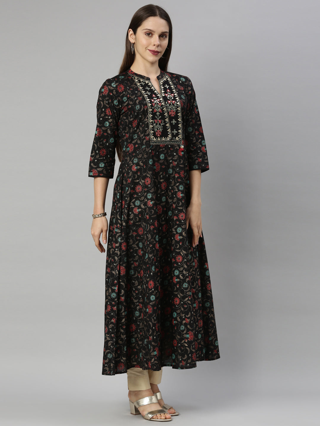 Neerus Brown Chanderi block printed kurta tie-up neck - back view