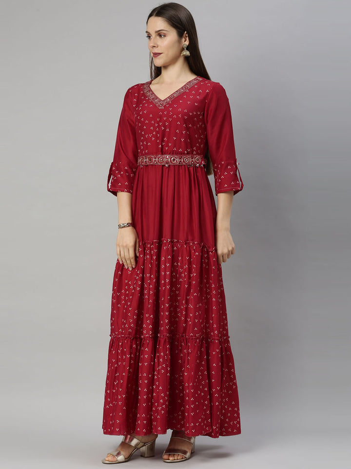 Neerus Women Maroon Dyed Chikankari Anarkali Kurta