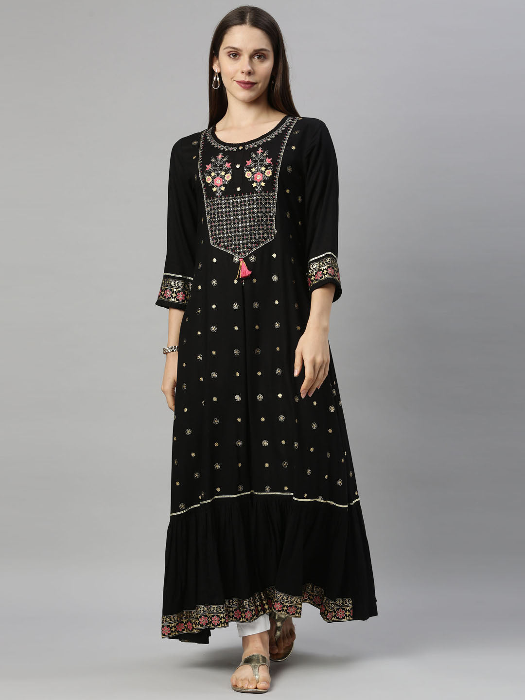 Neerus Women Black Floral Kurta