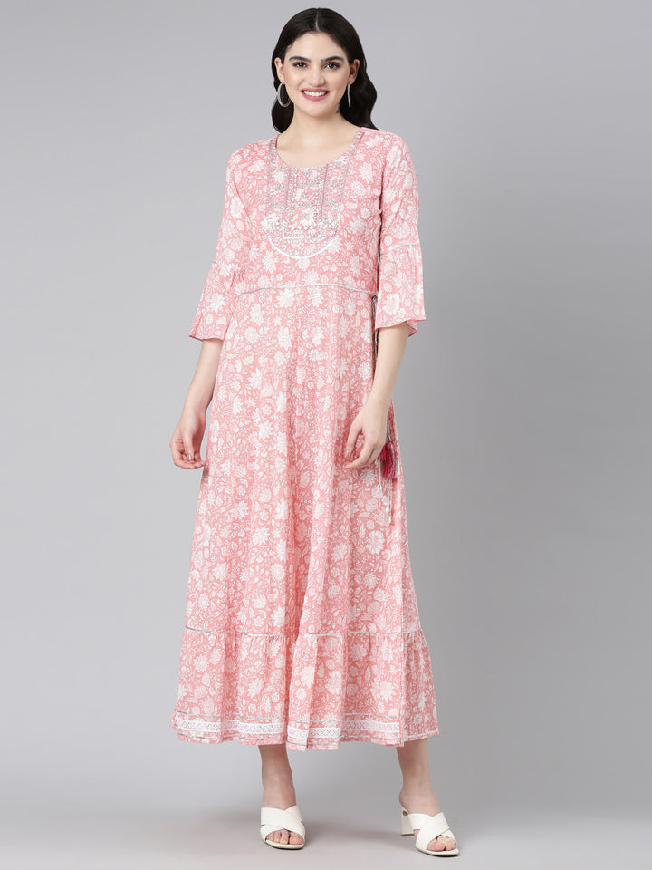 Neerus Pink Straight Casual Printed Dress