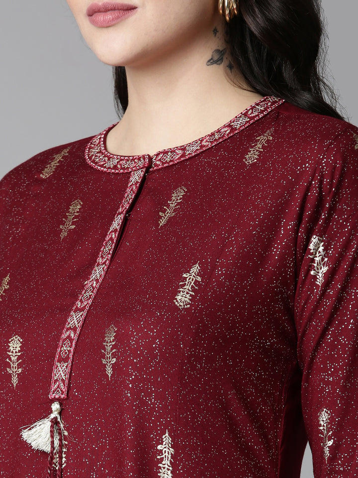 Neerus Maroon printed anarkali kurta - detail view 1