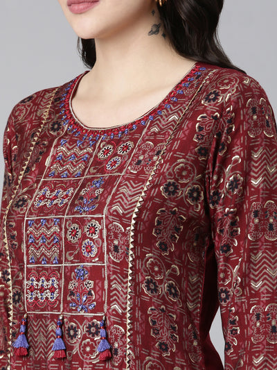 Neeru's Maroon Regular Straight Printed Kurta