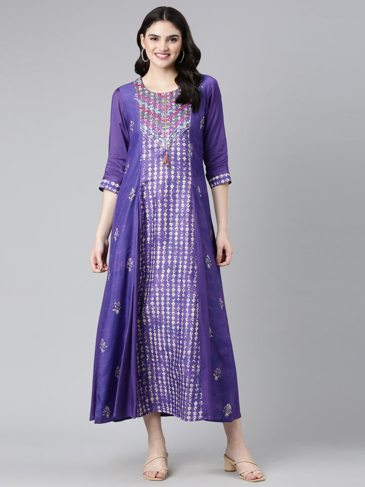Neerus Purple Straight Casual Printed Dress