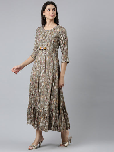 Neerus Sea Green Straight Casual Embroidered Gown