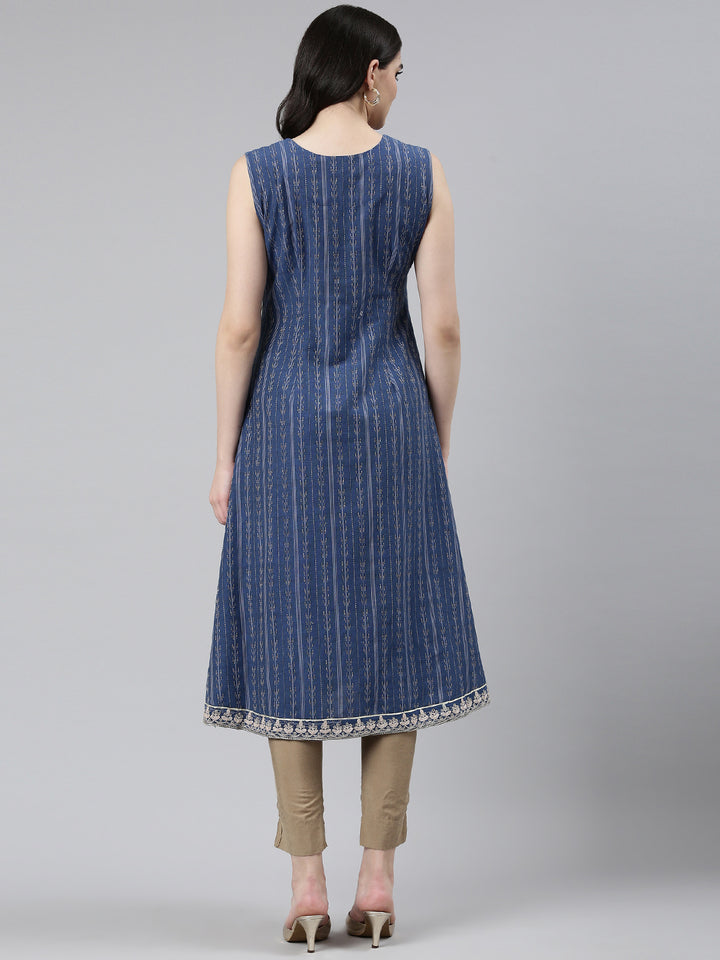 Neerus Blue slub cotton printed anarkali kurti - side view