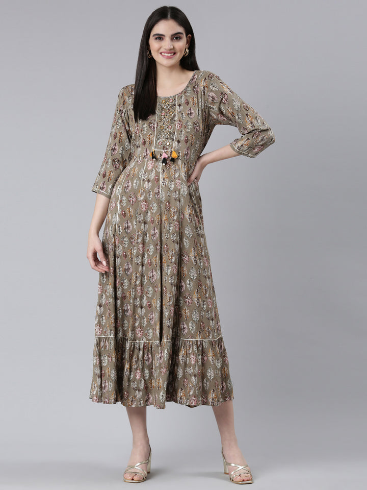 Neerus Brown Straight Casual Printed Dress