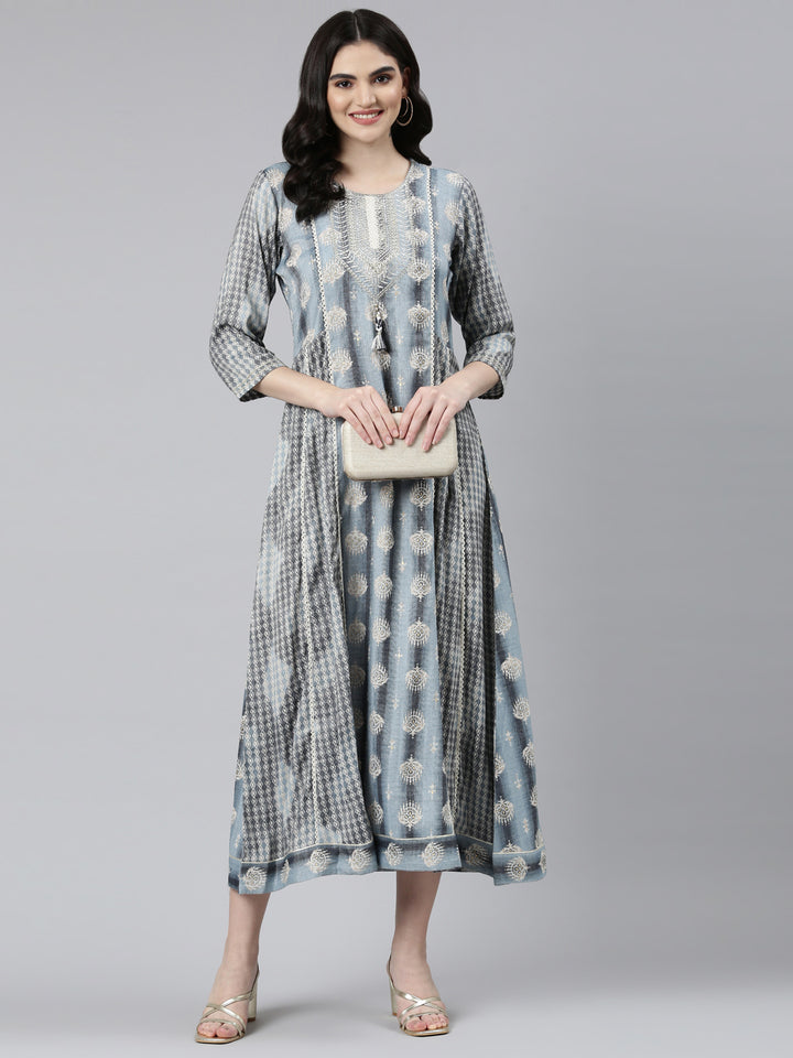 Neerus Grey Straight Casual Printed Dress