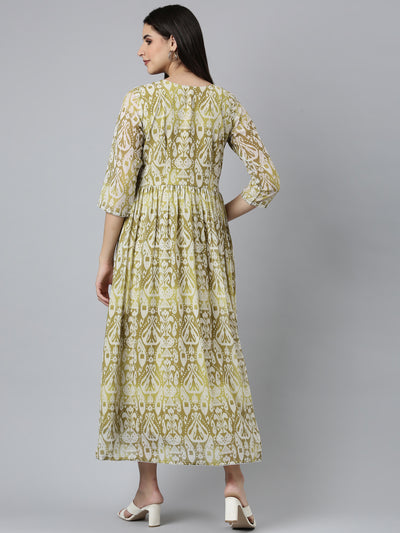 Neerus Green Straight Casual Printed Gown