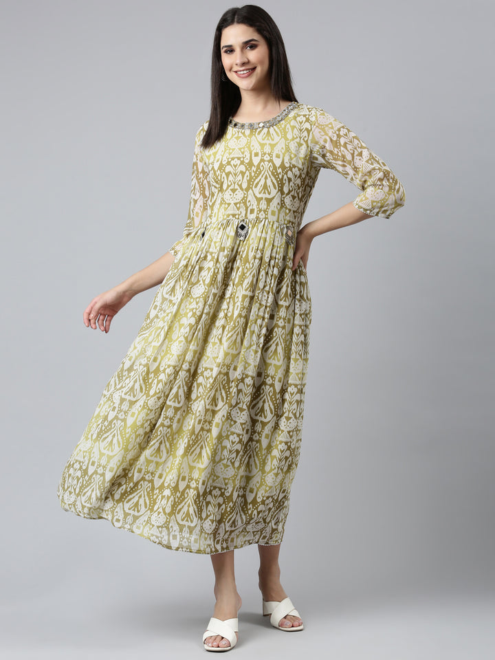 Neerus Green Straight Casual Printed Dress