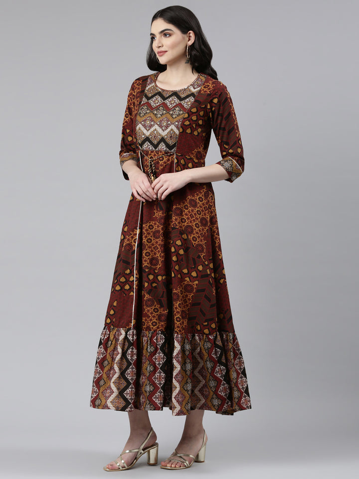 Neerus Brown Straight Casual Printed Dress