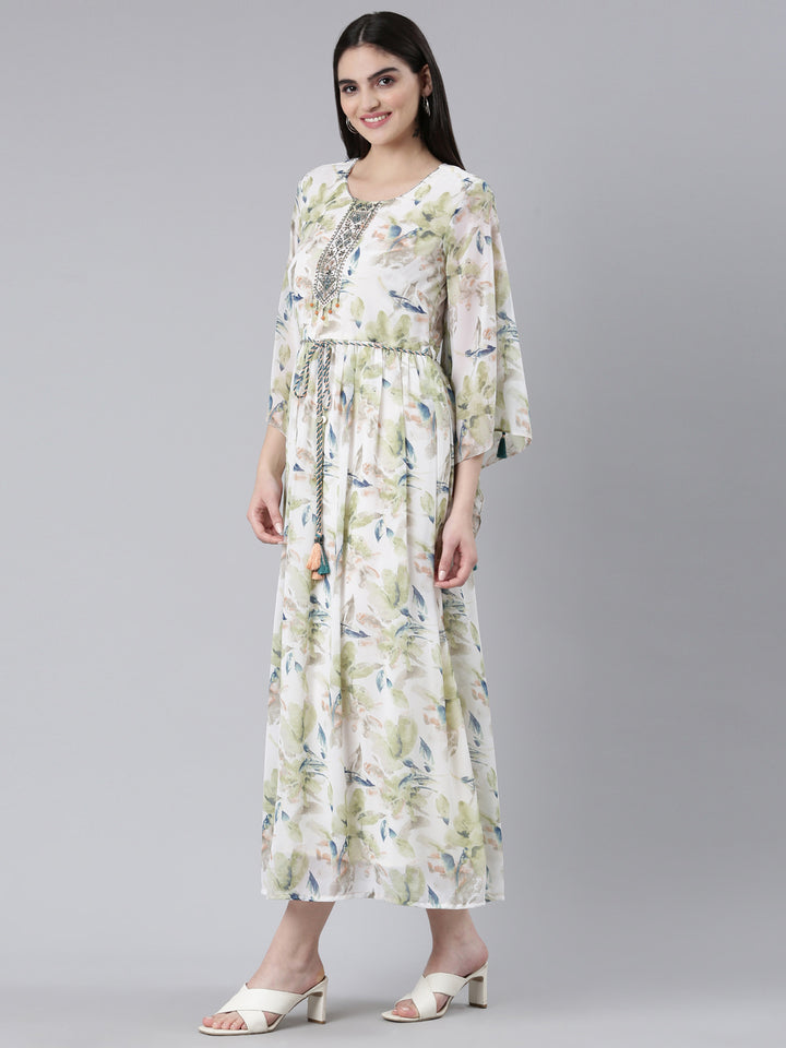 Neerus Green Straight Casual Printed Dress