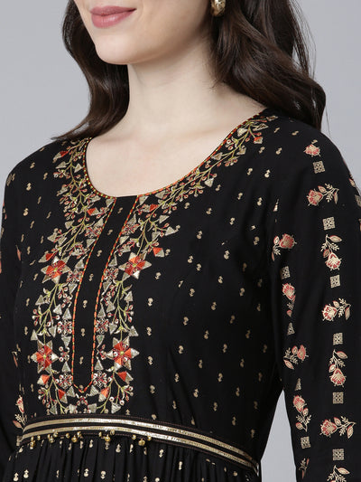 Neerus Black Straight Casual Printed Gown