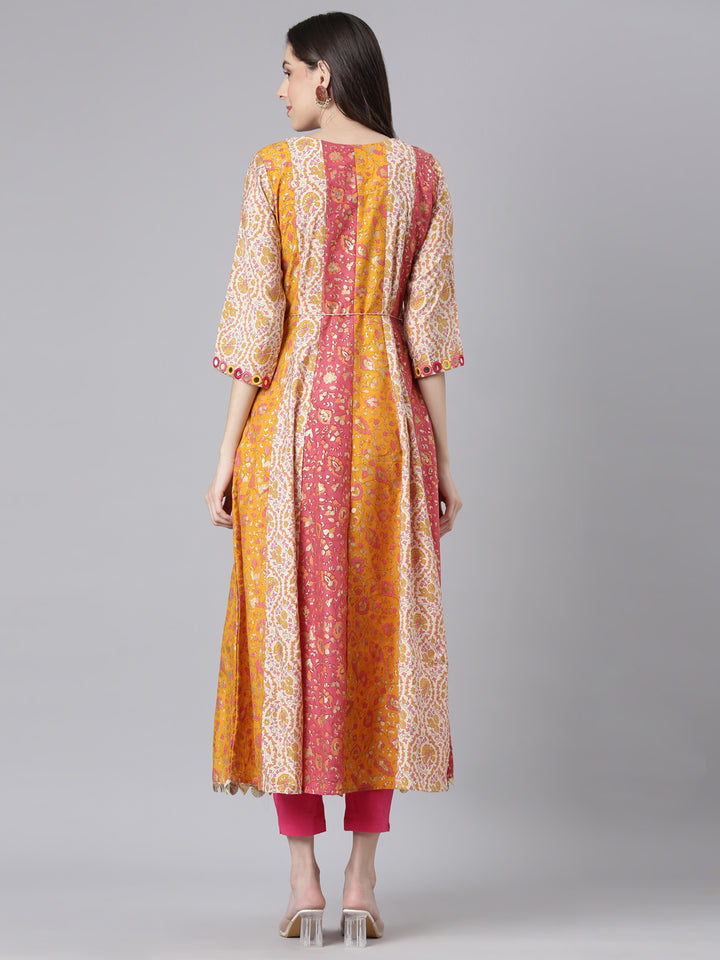 Neerus Pink Straight Casual Floral Dresses