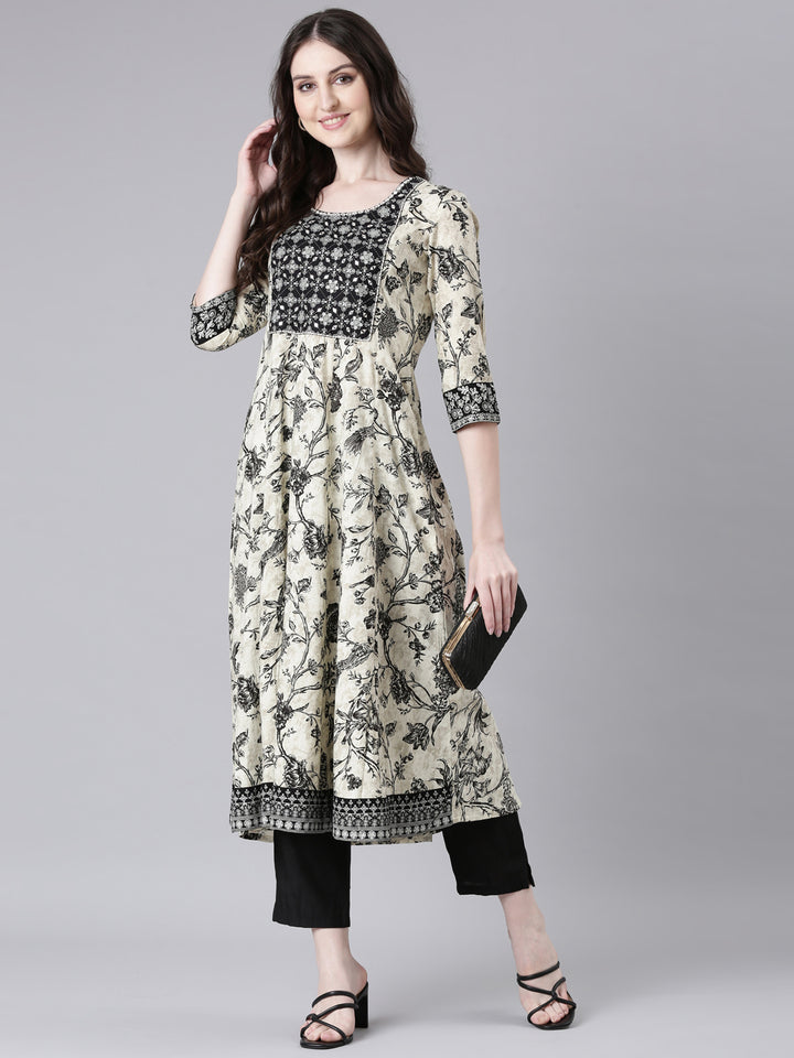Neerus Black Casual Floral Anarkali Kurtas