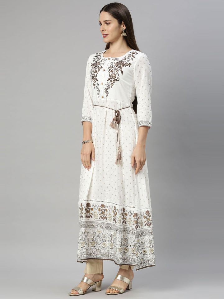 Neerus White floral embroidered anarkali kurta - back view