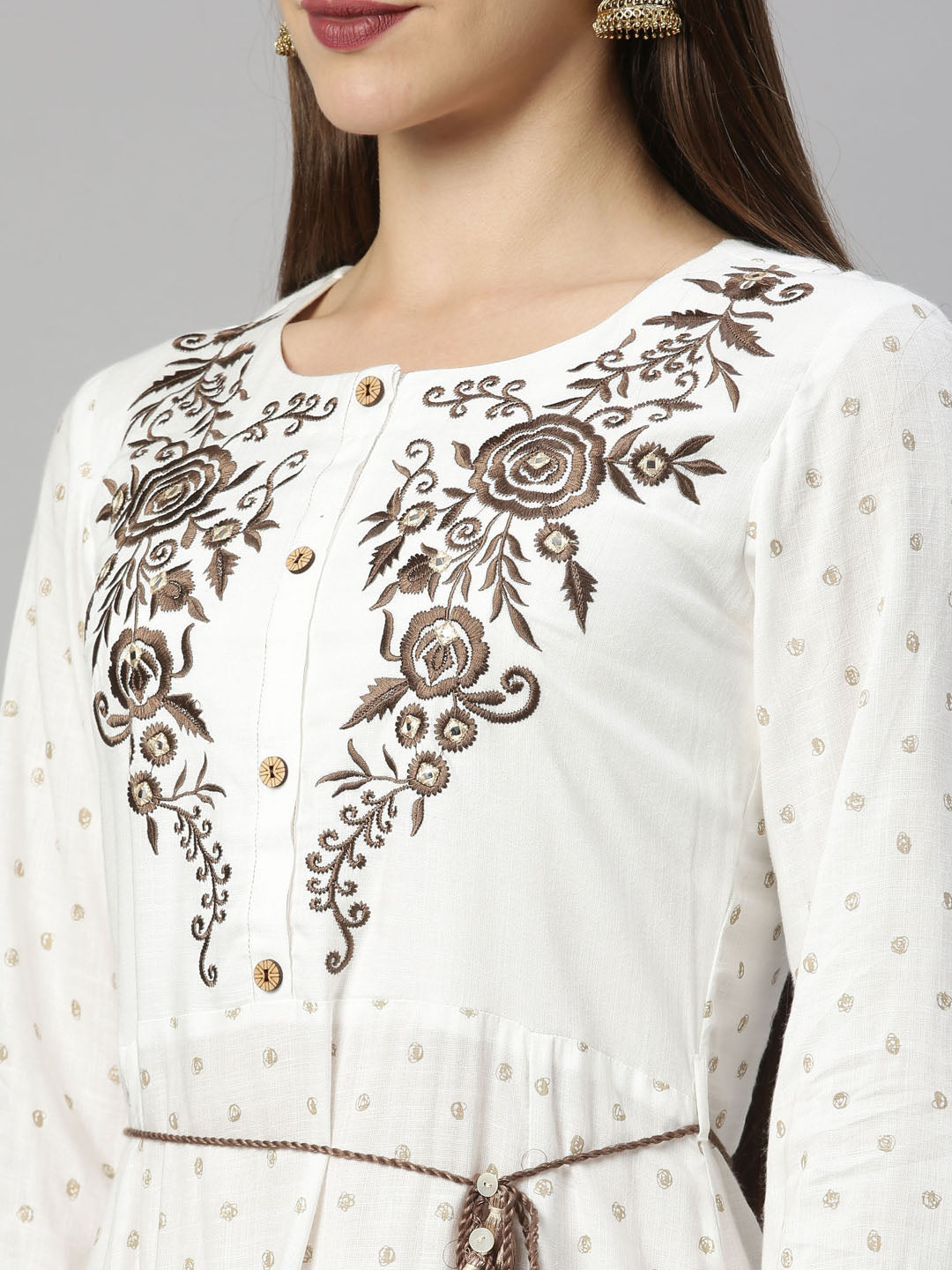 Neerus White floral embroidered anarkali kurta - detail view 1