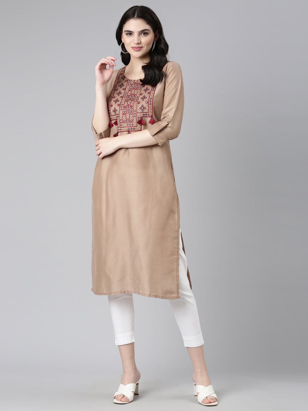 Neerus Brown Regular Straight Embroidered Kurta