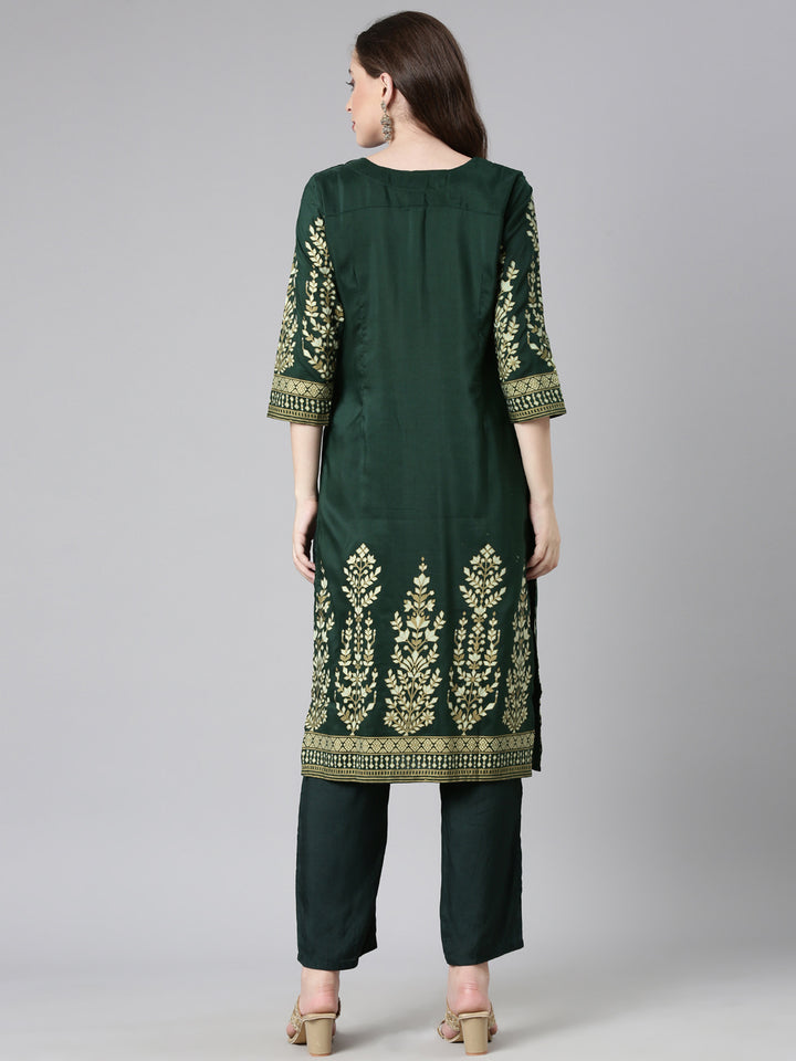 Neerus Green Casual Solid Straight Kurtas