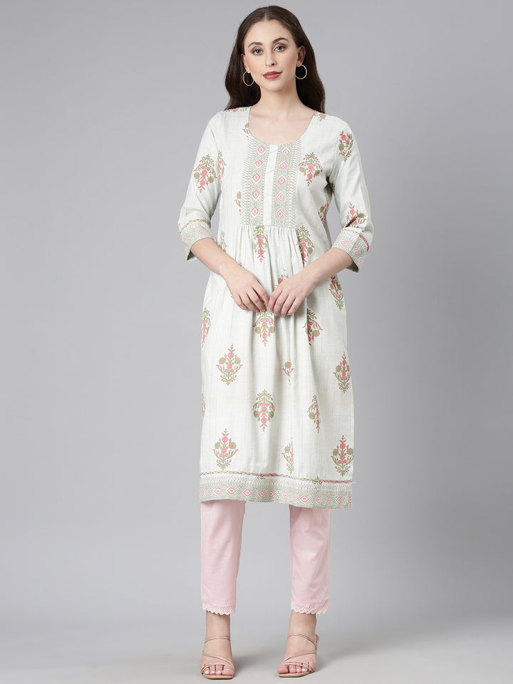 Neerus Green Casual Floral Straight Kurtas