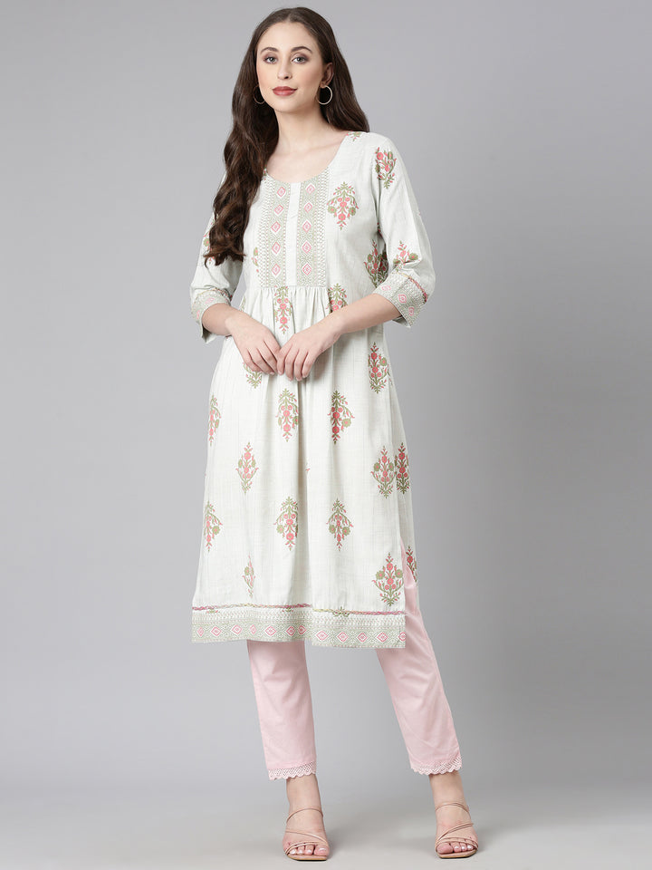 Neerus Green Casual Floral Straight Kurtas