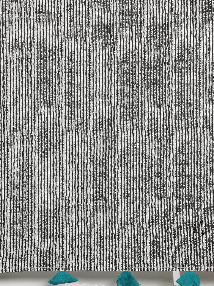 Neerus Women Sea Green  Black Solid Straight Kurta