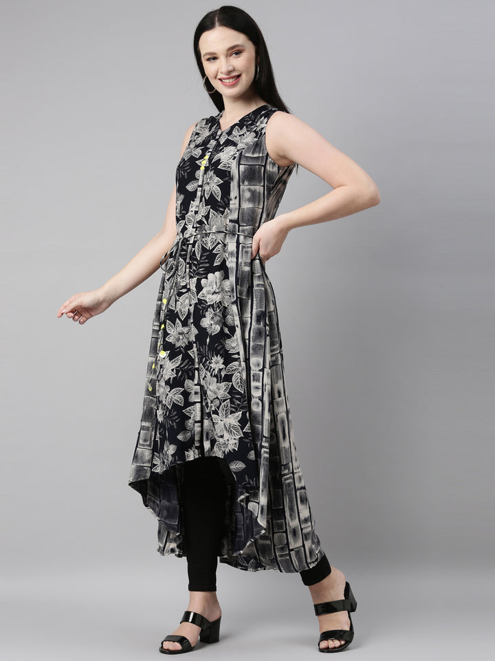 Neerus Black printed anarkali kurta - back view