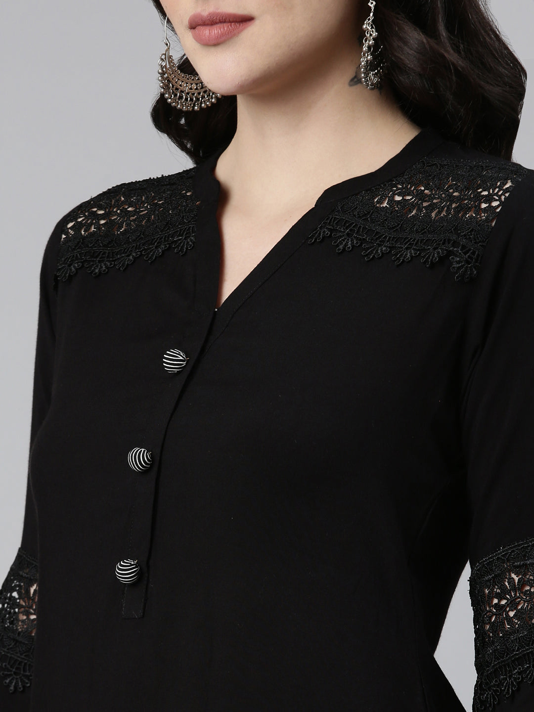 Neerus Black Regular Straight Solid Kurta And Palazzos