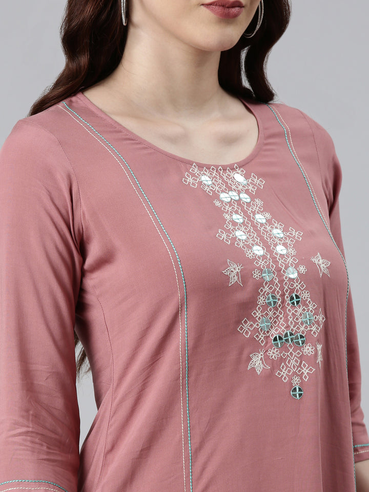 Neerus Pink rayon straight kurti - detail view 1