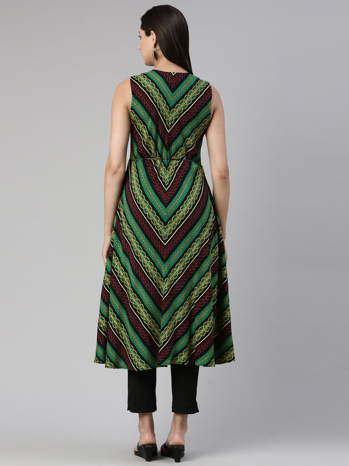Neerus Women Chevron Printed Kurta