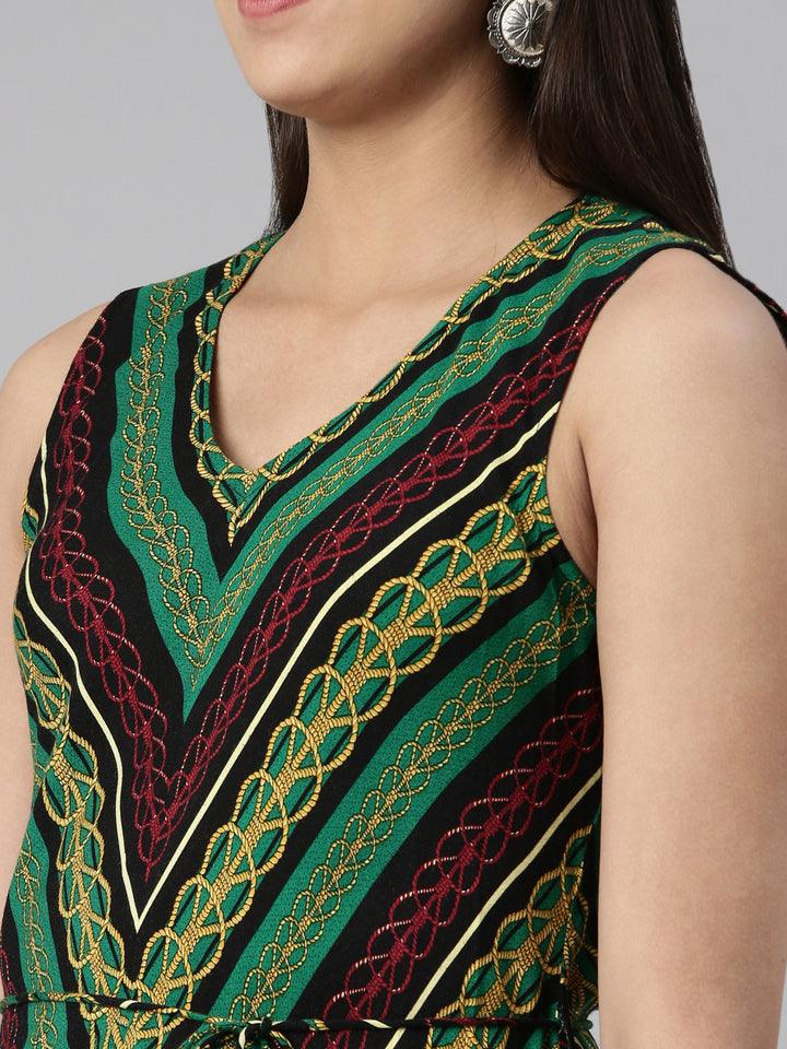 Neerus Women Chevron Printed Kurta