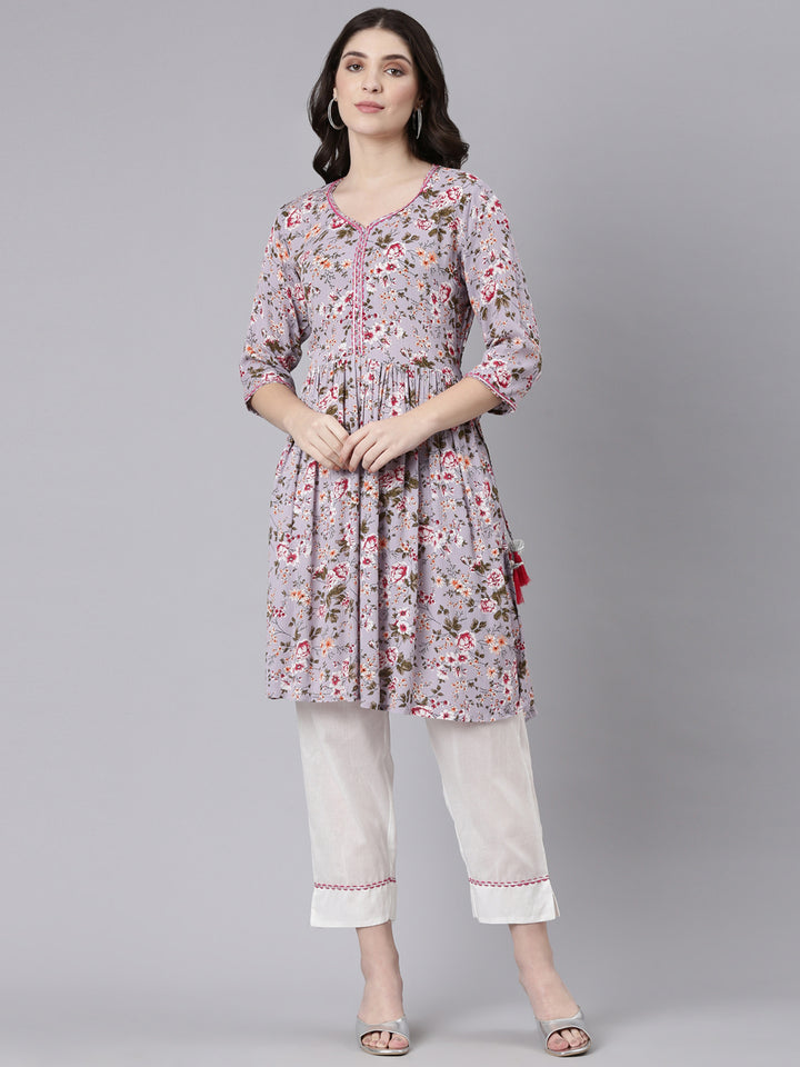Neerus Lavender Regular Straight Printed Kurta And Trousers