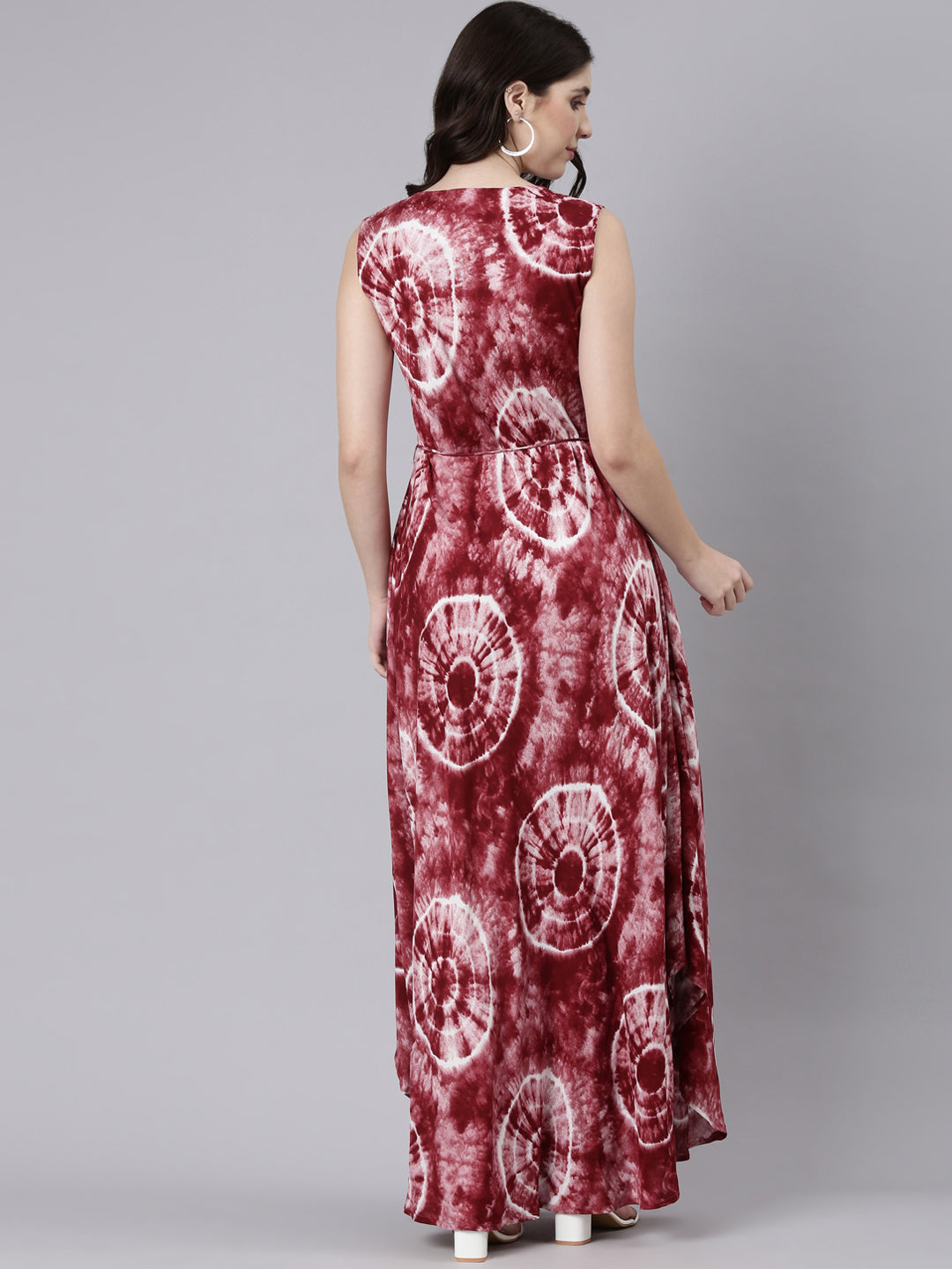 Neerus Maroon Straight Casual Printed Maxi Dresses