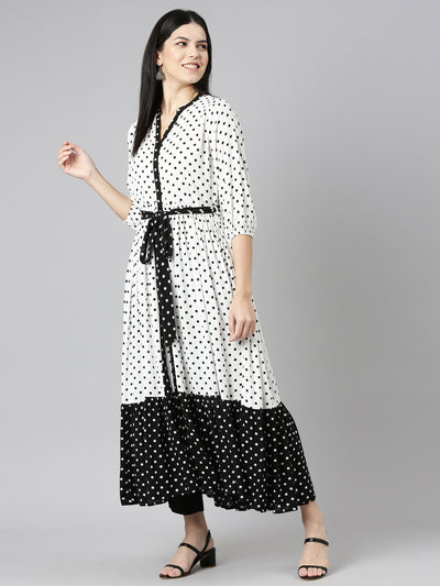 Neerus Black Flared Casual Printed Gown