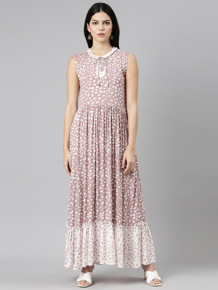 Neerus Pink Straight Casual Printed Dress