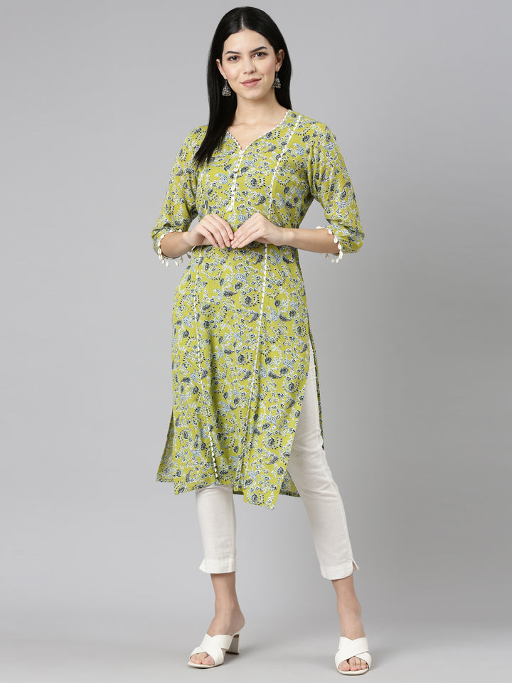 Neerus Green Regular Straight Printed Kurta